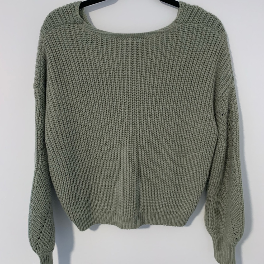 sweater - Picture 2 of 2